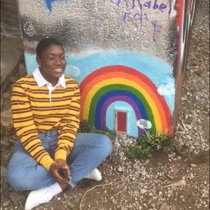 Meet your Posher, Monique